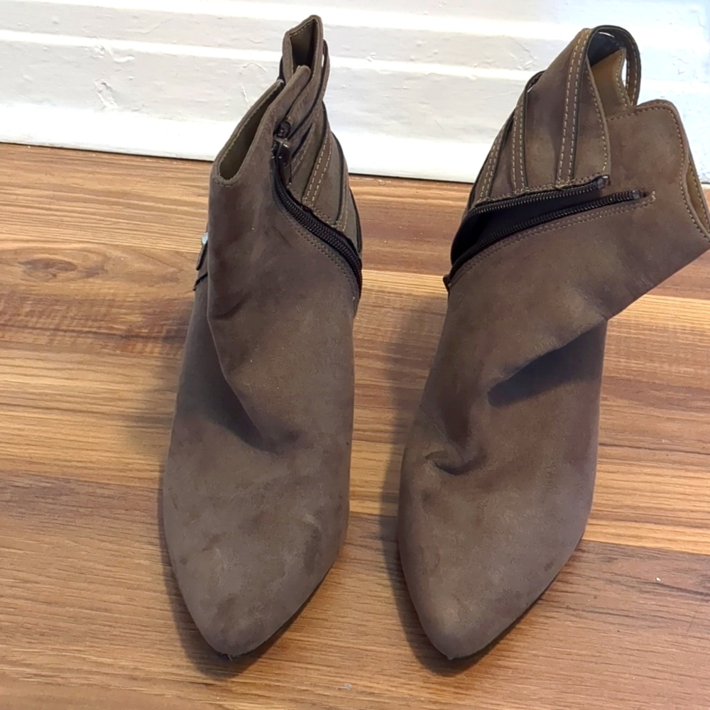 Brown boots